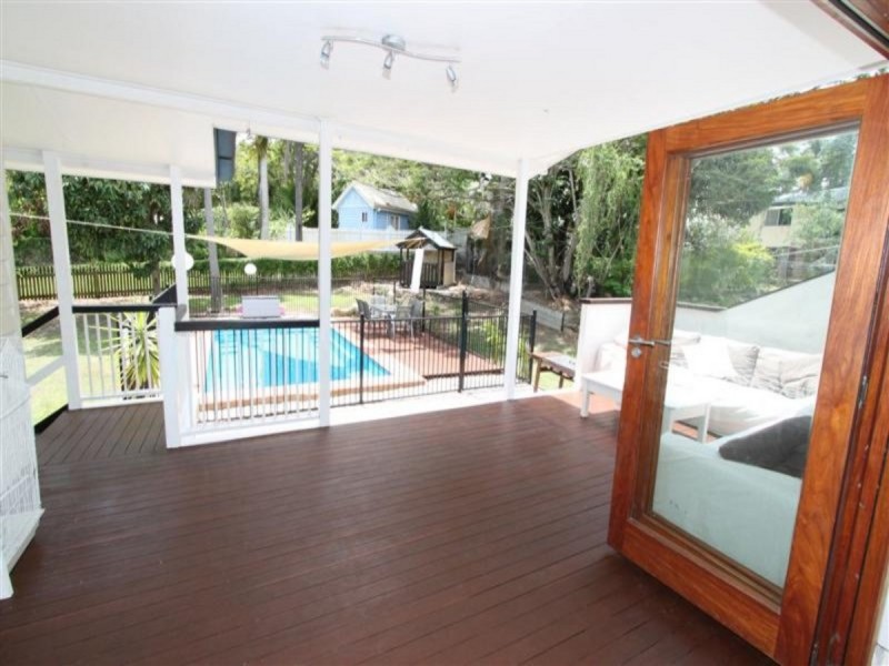 92 Ward Street, The Range QLD 4700